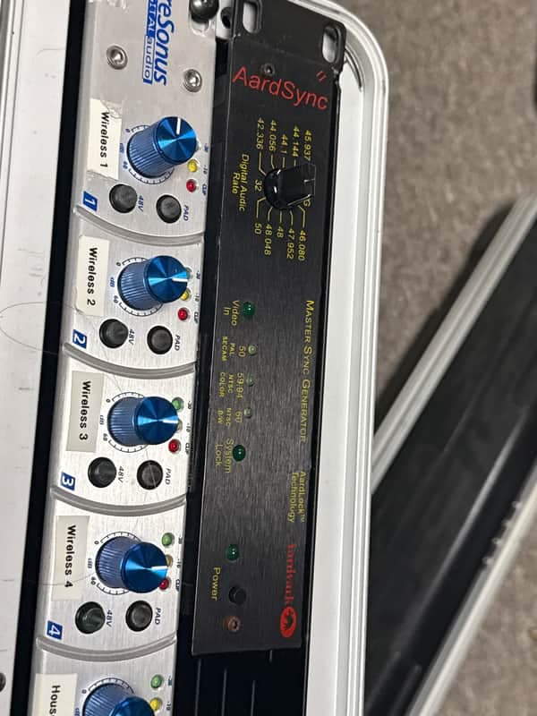 Aardvark Master Sync Generator AardSync Clock