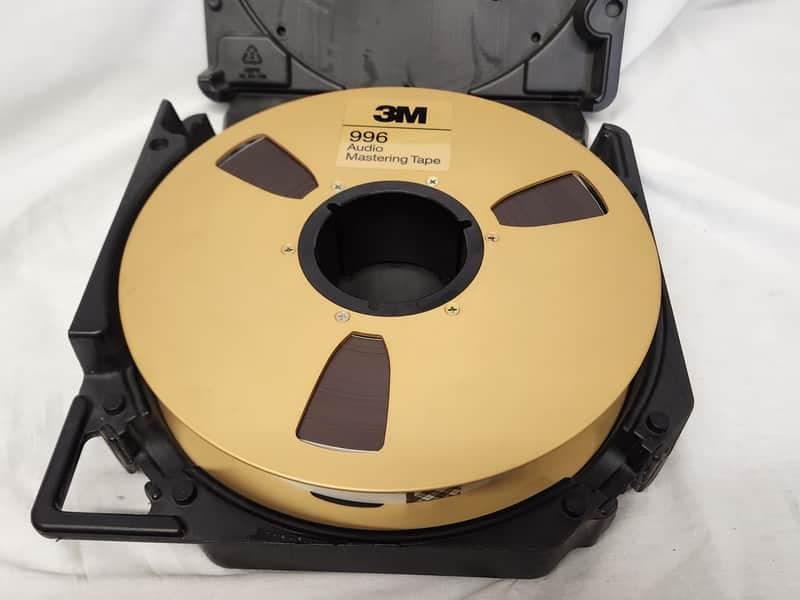 Vintage Pro Audio 3M 996 2” Mastering Analog Tape Reel Metal 10.5” Gold W/Case