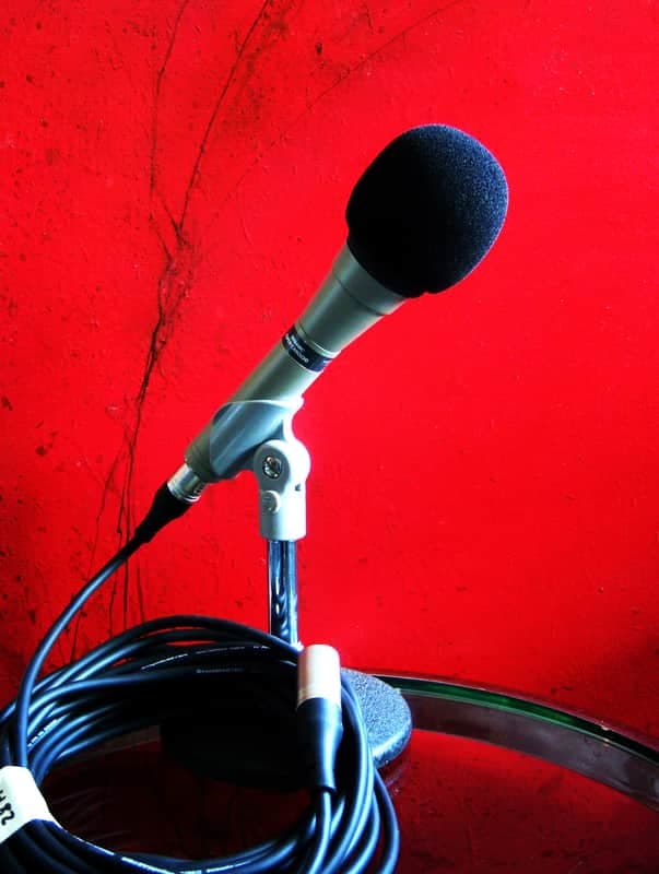 Vintage 1980's Electro-Voice PL80 Handheld Supercardioid Dynamic Microphone Low Z w accessories PL80C