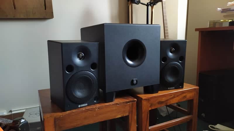 Yamaha MSP5A Powered Studio Monitor Pair + Yamaha HS8S Subwoofer