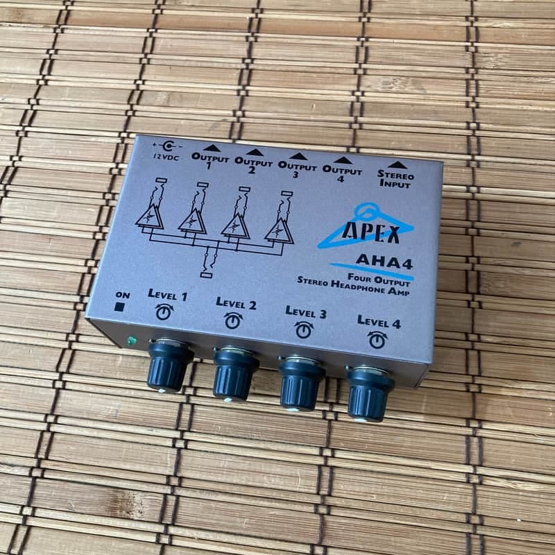 Apex AHA4 Stereo Headphone Amp • Four Output • 2000s made in USA • with power