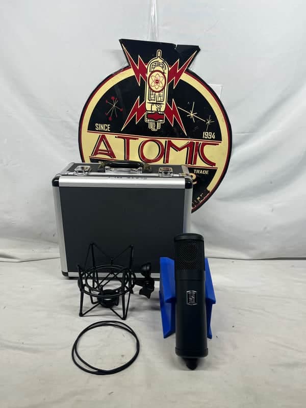 Slate Digital ML-1 Large-Diaphragm Cardioid Condenser Microphone with Shock Mount and Case