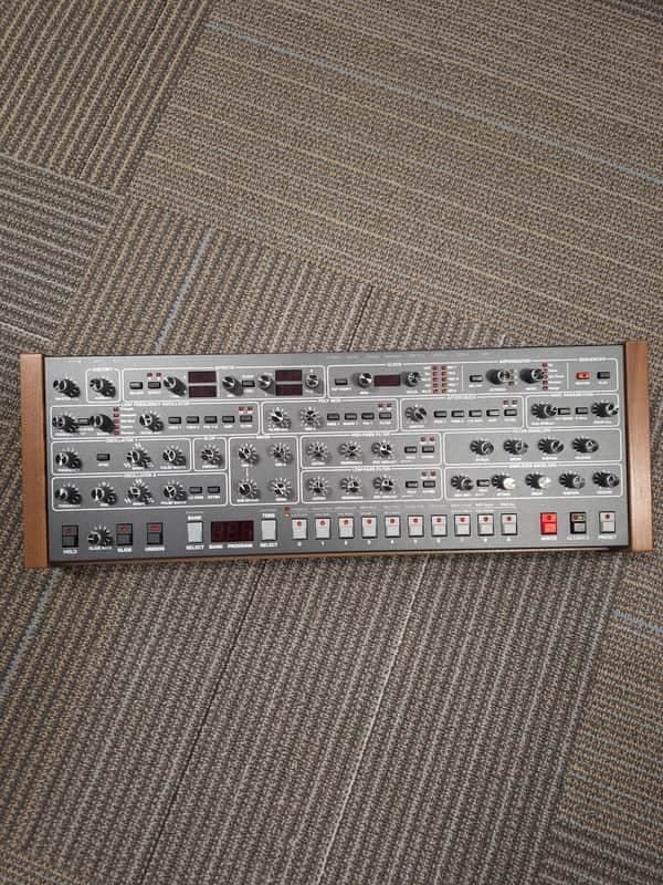 Sequential Prophet-6 Desktop 6-Voice Polyphonic Synthesizer 2018 - 2020 - Black with Wood Sides