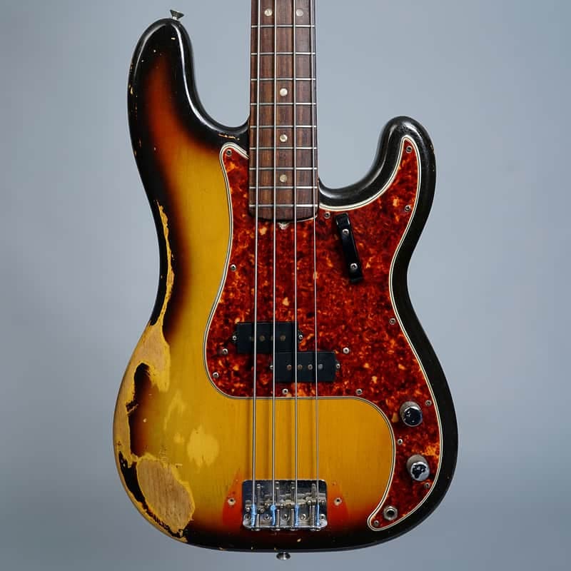 Fender Precision Bass 1966 - Three Tone Sunburst