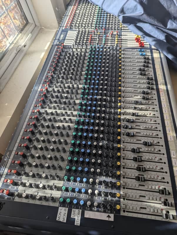 Soundcraft GB8 40-Channel Mixing Console 2010s - Blue