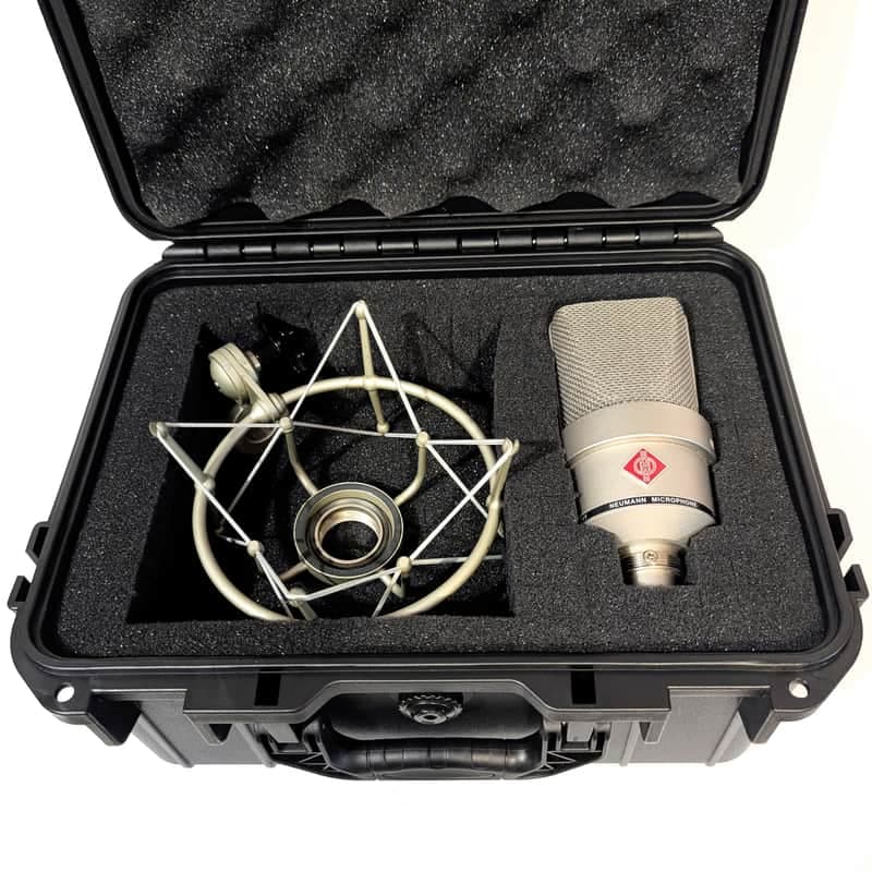 TLM 103 w/ Neumann EA1 SHOCK MOUNT - Hard Case