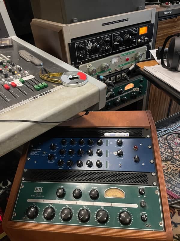 Tube-Tech SMC-2B Stereo Multiband Compressor 2010s - Blue
