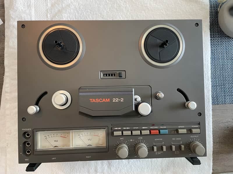 TASCAM 22-2 1/4" 2-Track Reel to Reel Tape Recorder 1980 - 1990 - Black