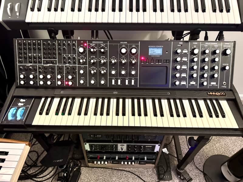 Moog Minimoog Voyager XL 61-Key Monophonic Synthesizer 2010 - Black with Wood Cabinet