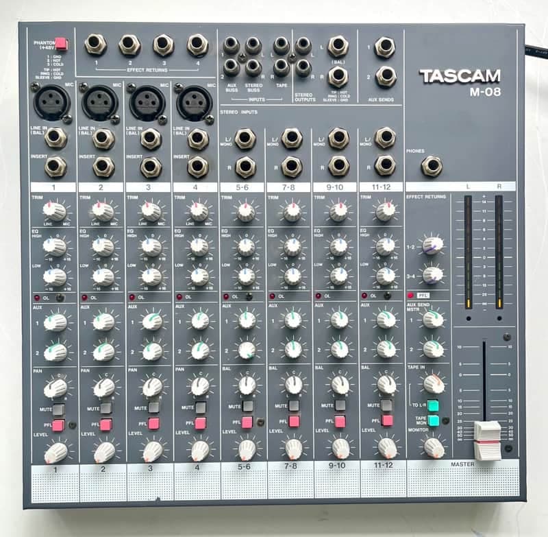 TASCAM M-08 Compact Mixer TEAC Professional Division - Excellent Condition