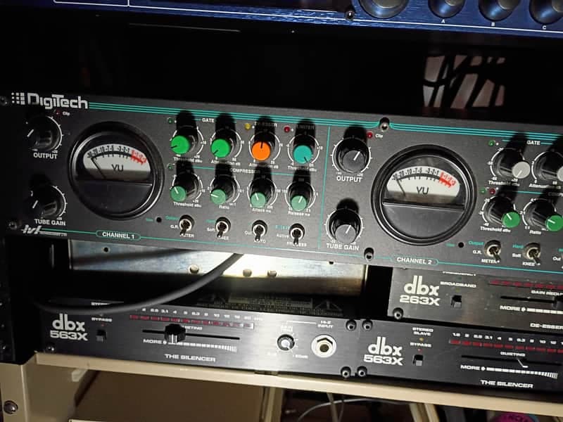 DigiTech VCS-1 Dual Vacuum-Tube Dynamics Processor | Compressor