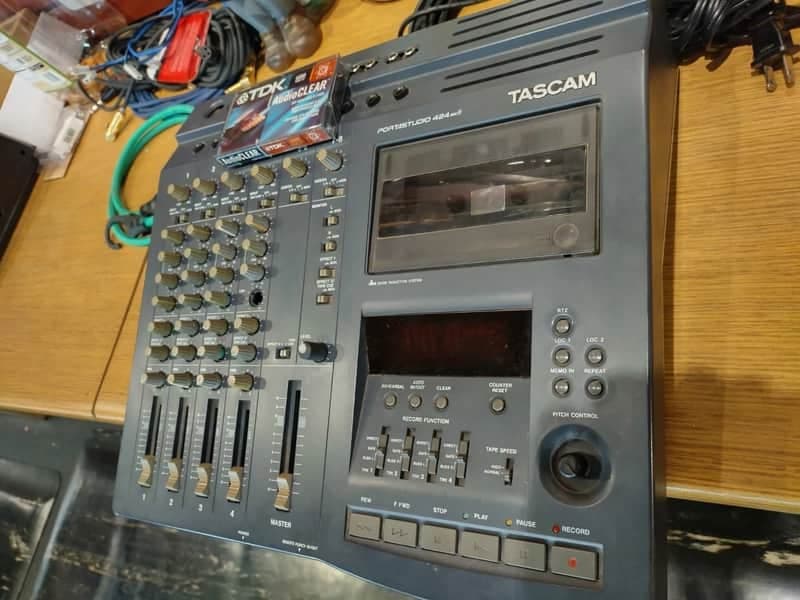 Vintage Tascam 424 MKII 4 Track Cassette Recorder Free Shipping!