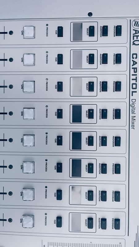 AEQ Capitol - Weiss silber