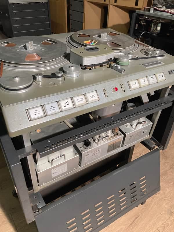 Studer C37 TUBE TAPE RECORDER
