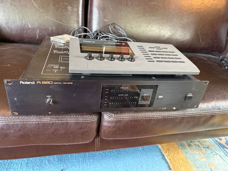 Roland R880 ( vintage Lexicon 480 clone!) plus remote
