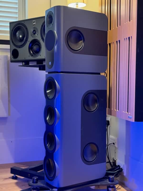 Kii Three with BXT Modules and Kii Remote | IsoAcoustics GAIA I | Mint Condition | Boxed