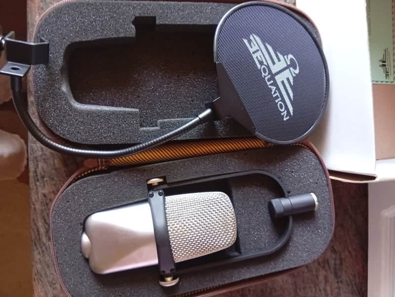 Equation Audio F-20 SE condenser Stage and studio microfone 2015 - Silber