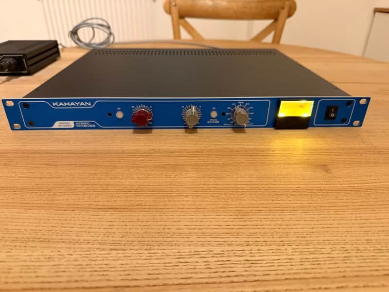 Kahayan Vintage 80 Series StereoMix Bus Processor