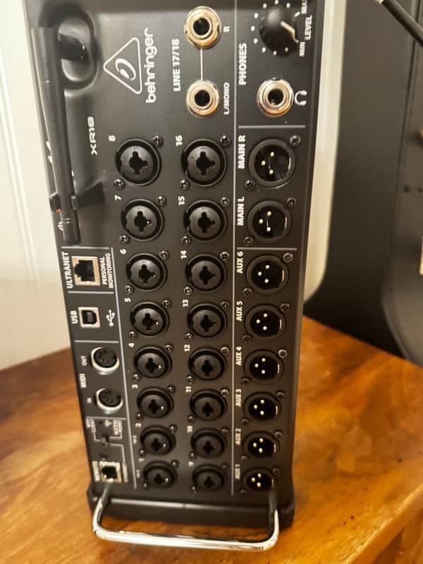 Behringer X Air 18 2024 - Black