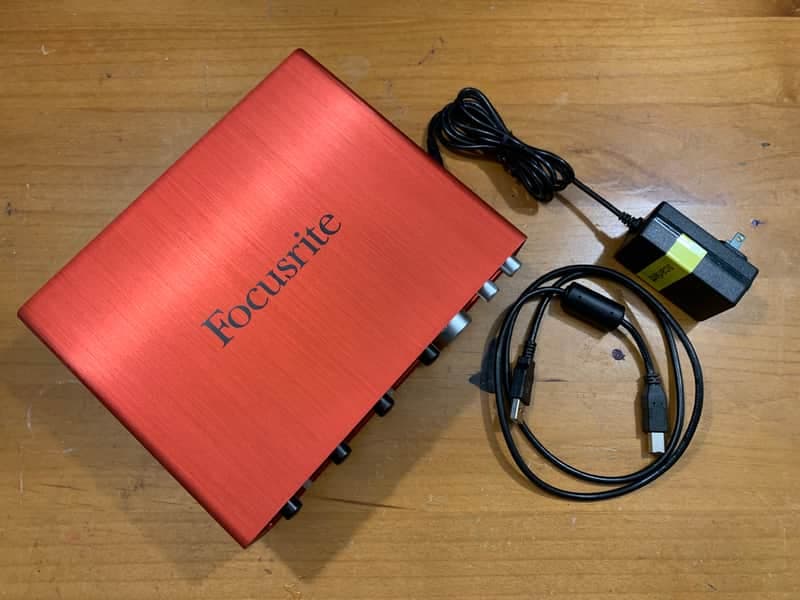 Focusrite Scarlett 18i8 USB 2.0 Audio Interface 2013 - 2016 - Red / Black