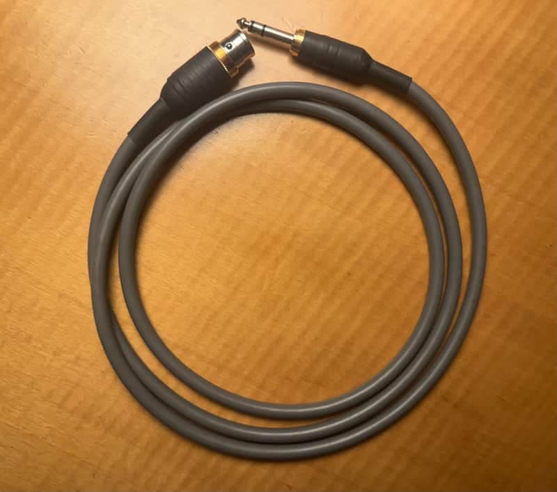 Cardas 68” audio patch cord 300B