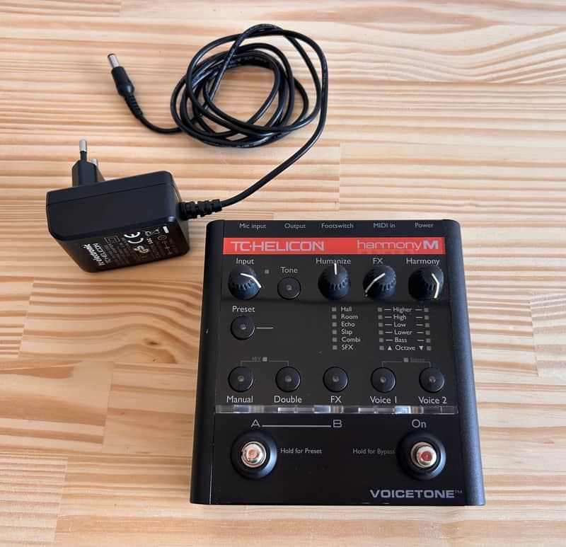 TC Helicon Harmony M with Original Power Supply in Excellent Condition