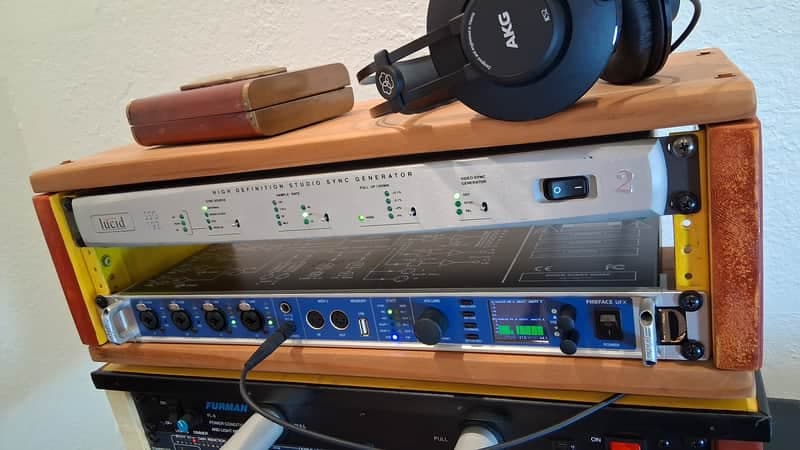 RME Fireface UFX USB/Firewire 2010s - Blue