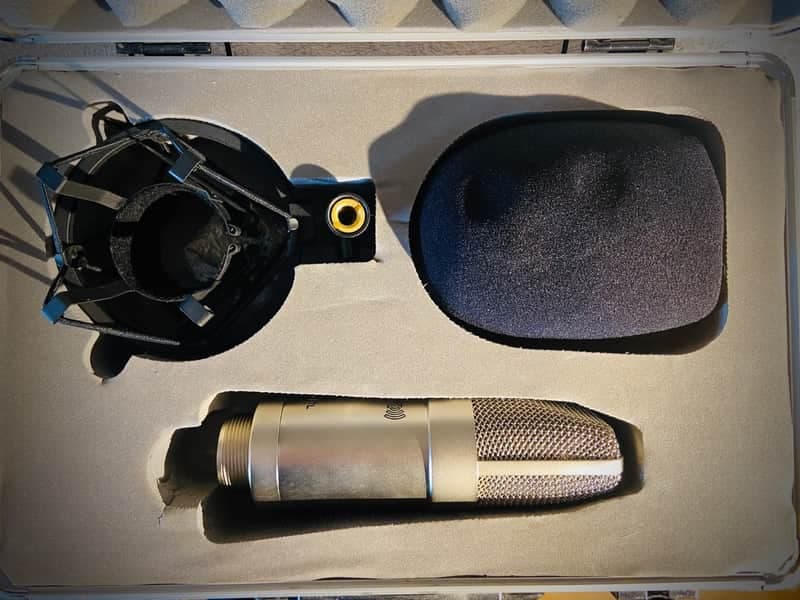ADK Microphones TL FET condenser + case and kit