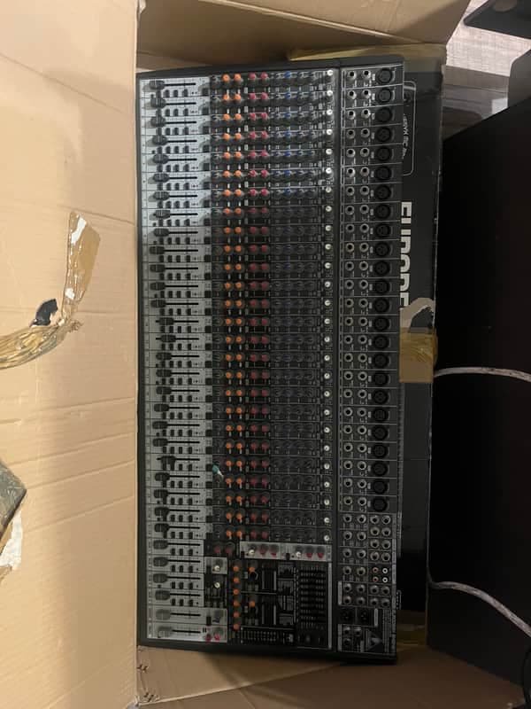 Behringer Europe’s SX3242FX (32 Channel Mixer)