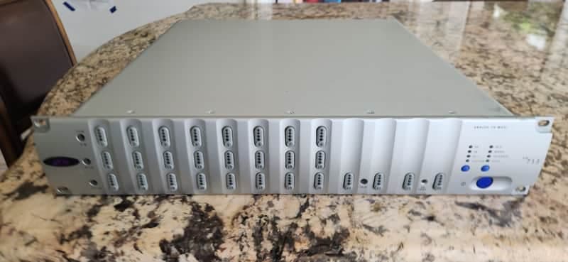 Euphonix AM713 Analog to MADI A/D Converter 26 Analog Inputs plus AES and SPDIF