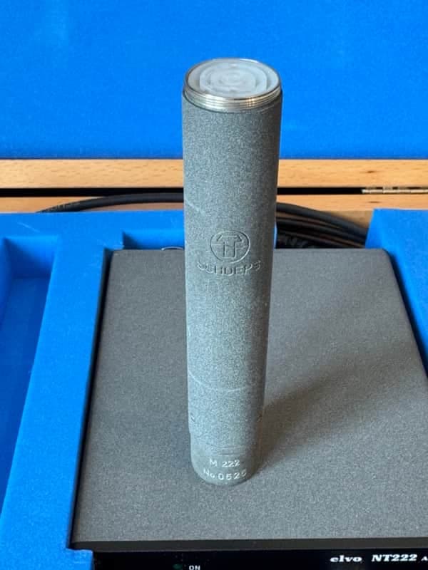 Schoeps / Elvo M222 Tube Microphone body with AC701k (1 of 2)