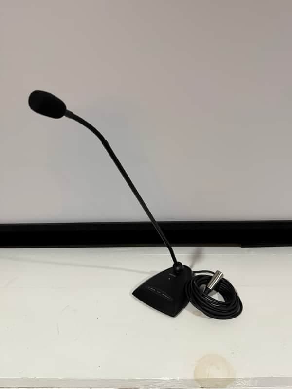 Shure MX418D/C 18" Microflex Cardioid Gooseneck Condenser Mic with Desktop Base, 10' Cable 2008 - Present - Black