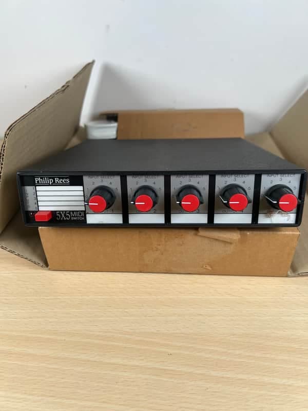 Philip Rees 5X5 MIDI Switch