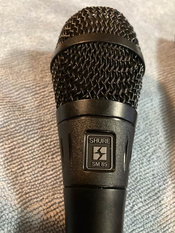 Fantastic Shure SM85 Microphone w/ pouch. Made in U.S.A.