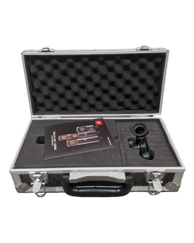 Antelope Audio Edge Solo Condenser Microphone - Premium Sound Quality - Excellent w/ Hard Case