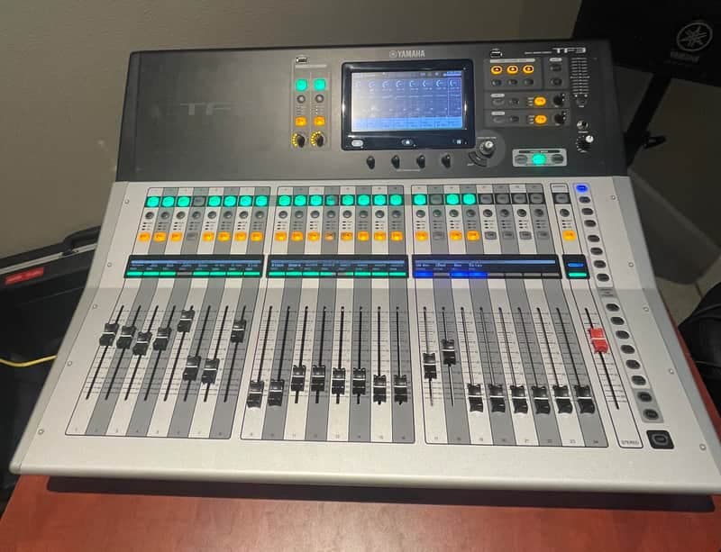 Yamaha TF3 48 Input Digital Mixing Console 2015 - Present - Grey / Black