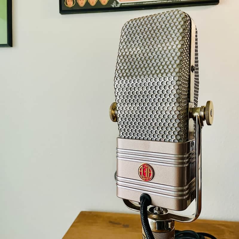 AEA A440 2010s - Gray