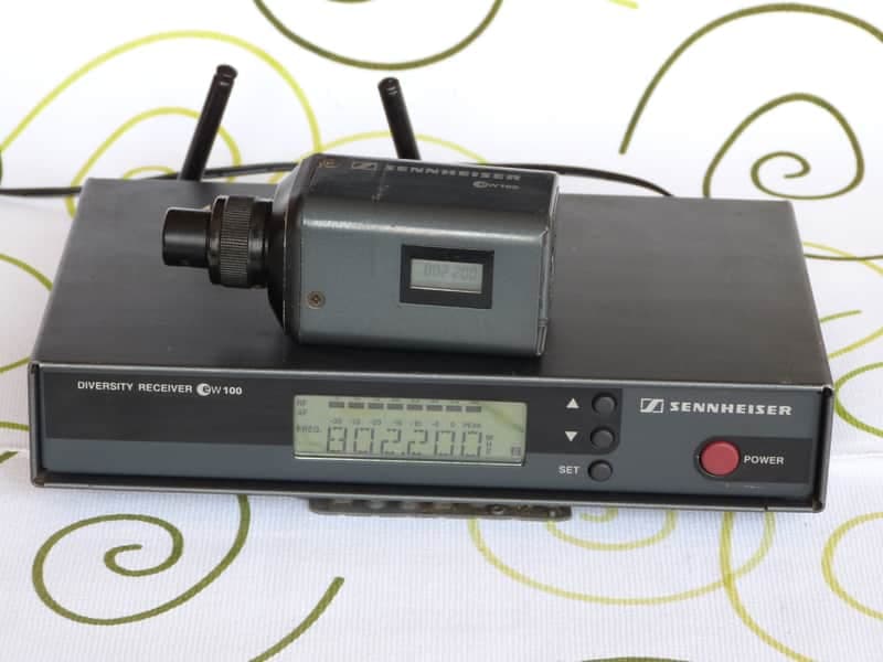 Sennheiser EW 100 w/ EM100 (790-822 MHz)