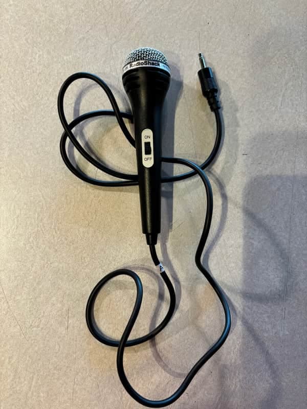RadioShack Dynamic Unidirectional Recorder Microphone 33-306