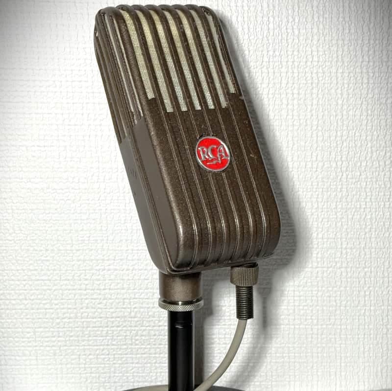 1940's-50's RCA Varacoustic Ribbon Microphone (working great-hear voiced-sample)