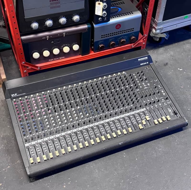 Mackie SR24-4 Passive Mixer