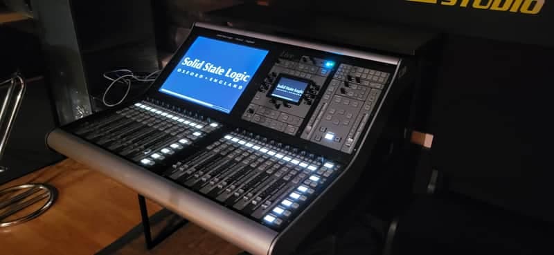 Solid State Logic Live 300, L300 2017