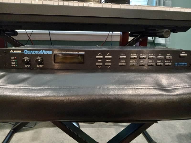 Alesis QuadraVerb 20k Bandwidth Simultaneous Digital Effects Processor 1990s - Black