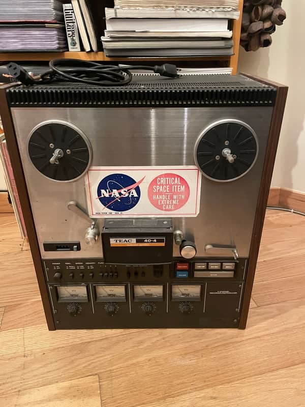 TASCAM 40-4 1/4" 4-Track Reel to Reel Tape Recorder 1977 - 1980 - Black
