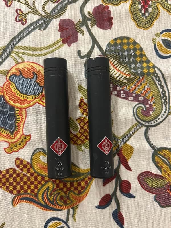 Neumann KM 184 mt Small Diaphragm Cardioid Condenser Microphone Matched Stereo Pair 1993 - Present - Matte Black