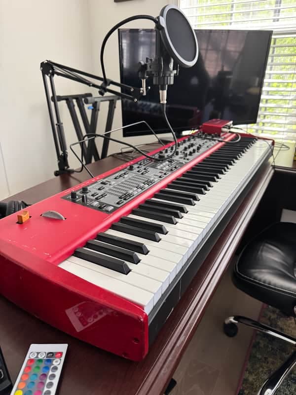 Nord Stage EX HA76 Hammer Action 76-Key Digital Piano 2008 - 2011 - Red