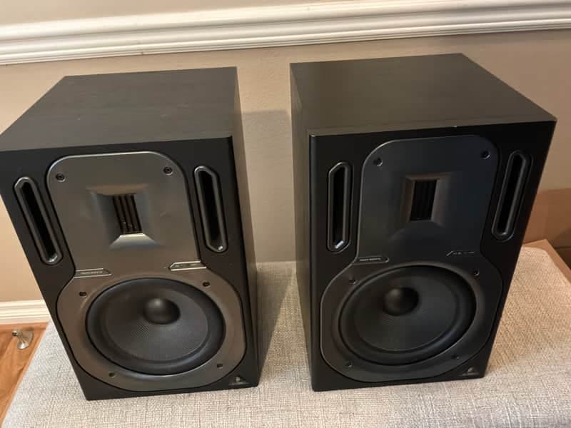 Behringer Truth B3031A Powered Studio Monitors (Pair)