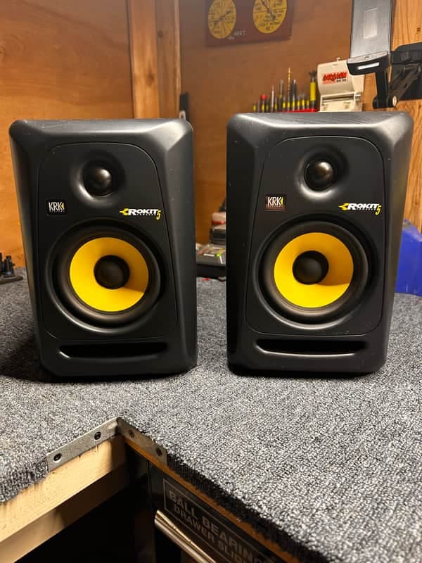 KRK RP-5 Rokit G3 2-Way 5" Active Studio Monitors (Pair) Black