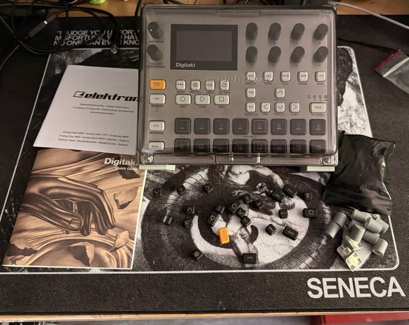 Elektron Digitakt 2017 - Silver