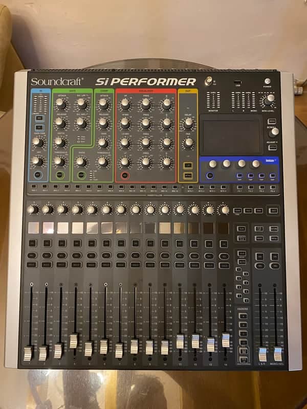 Soundcraft Si Performer 1, 16-Channel Mixer With USB Multitrack